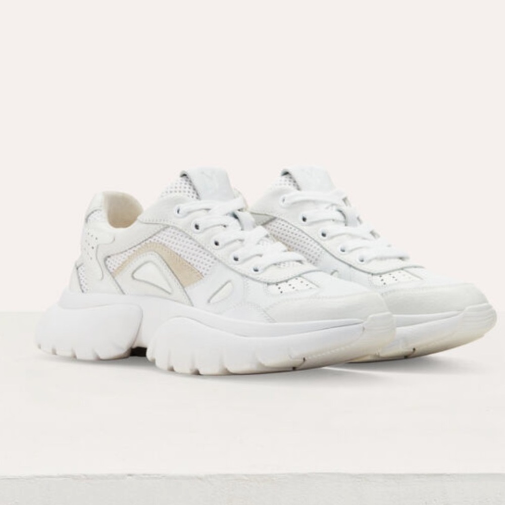 New 🌟Maje iconic W20 white sneakers